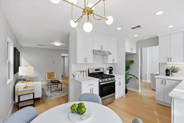 1274 Elkwood Dr, Milpitas, CA 95035