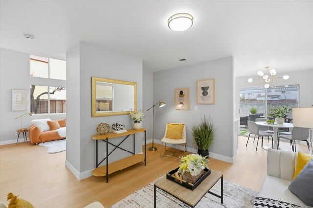 1274 Elkwood Dr, Milpitas, CA 95035