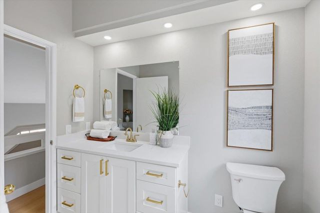 1274 Elkwood Dr, Milpitas, CA 95035