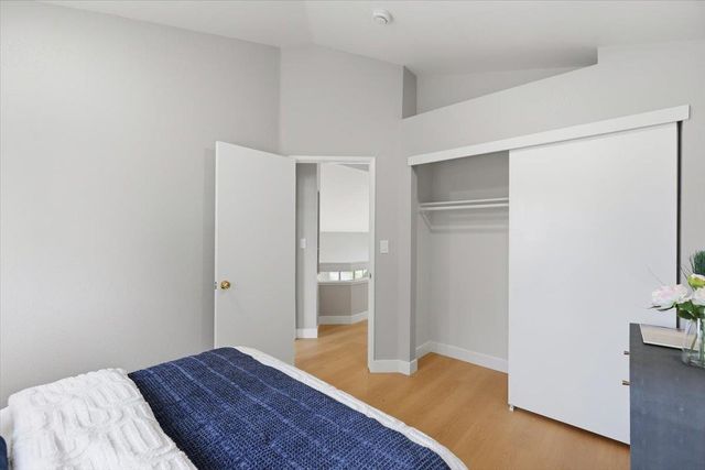 1274 Elkwood Dr, Milpitas, CA 95035