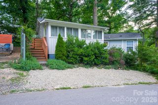 24 Rhododendron Drive, Asheville, NC 28805