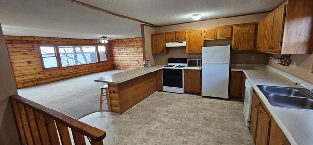 18492 Raymond Drive SE, Cass Lake, MN 56633