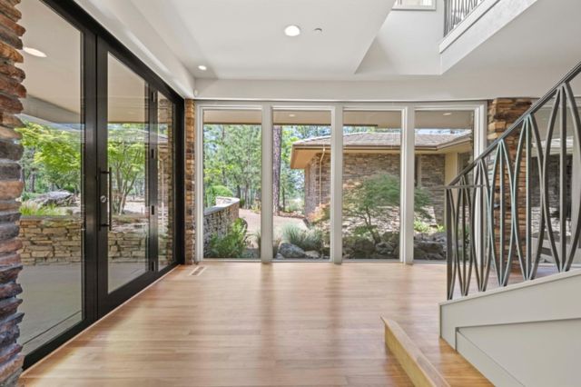 15090 Grand Knoll Dr, Meadow Vista, CA 95722