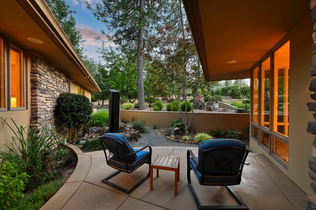 15090 Grand Knoll Dr, Meadow Vista, CA 95722