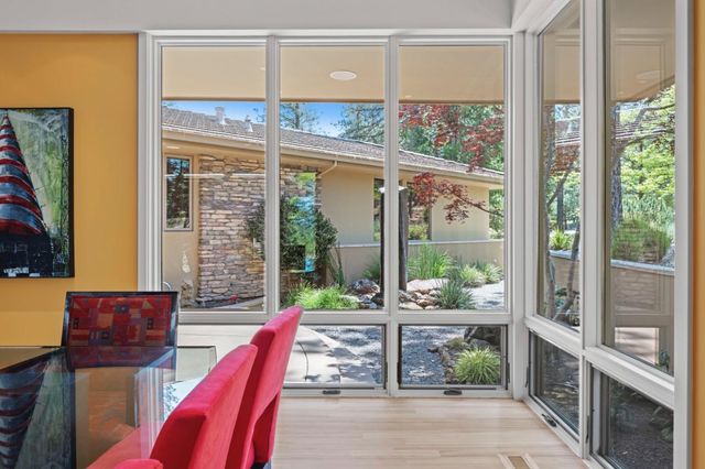 15090 Grand Knoll Dr, Meadow Vista, CA 95722