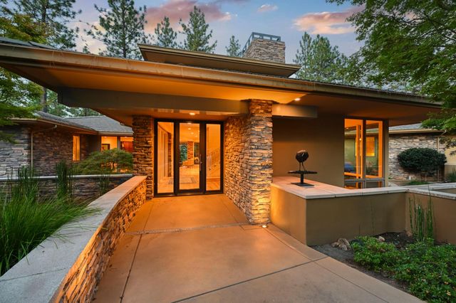 15090 Grand Knoll Dr, Meadow Vista, CA 95722