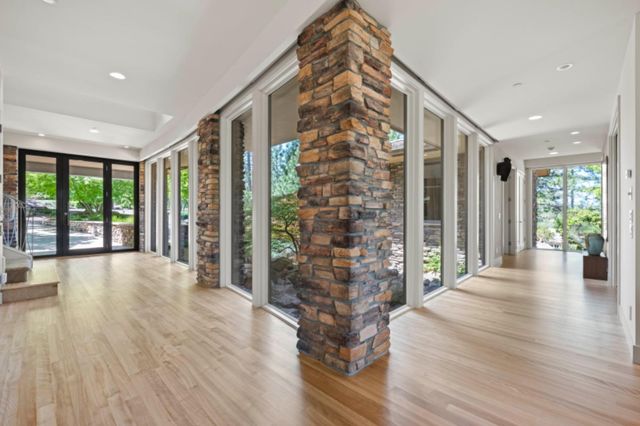 15090 Grand Knoll Dr, Meadow Vista, CA 95722