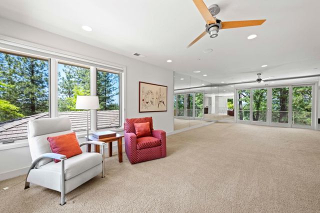 15090 Grand Knoll Dr, Meadow Vista, CA 95722