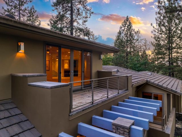 15090 Grand Knoll Dr, Meadow Vista, CA 95722