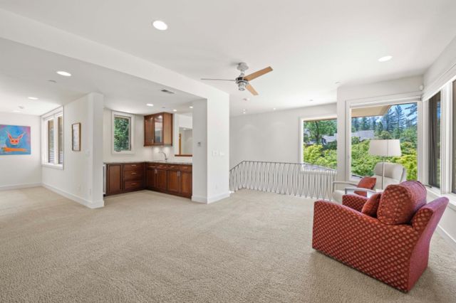 15090 Grand Knoll Dr, Meadow Vista, CA 95722