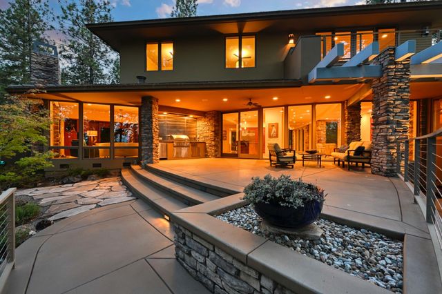 15090 Grand Knoll Dr, Meadow Vista, CA 95722