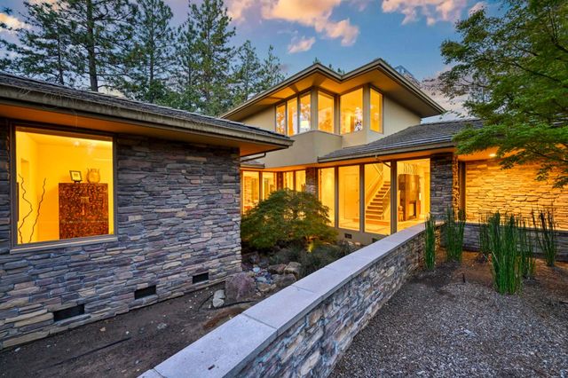 15090 Grand Knoll Dr, Meadow Vista, CA 95722