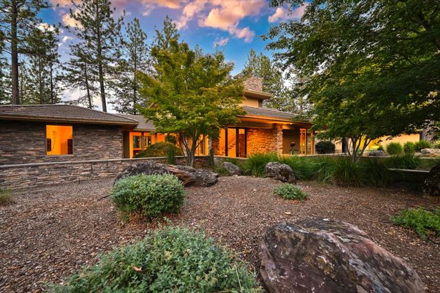 15090 Grand Knoll Dr, Meadow Vista, CA 95722