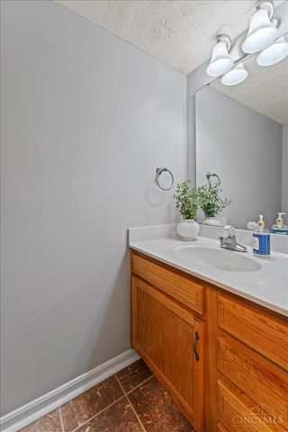 8404 Gettysburg Lane, Hamilton Twp, OH 45039