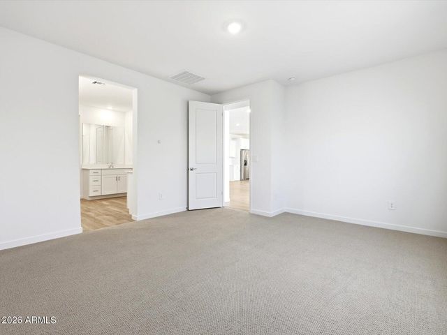 17728 W ILLINI Street, Goodyear, AZ 85338