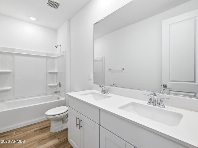 17728 W ILLINI Street, Goodyear, AZ 85338