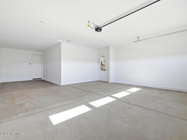 17728 W ILLINI Street, Goodyear, AZ 85338