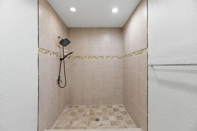 5131 SW 6th Street, Margate, FL 33068