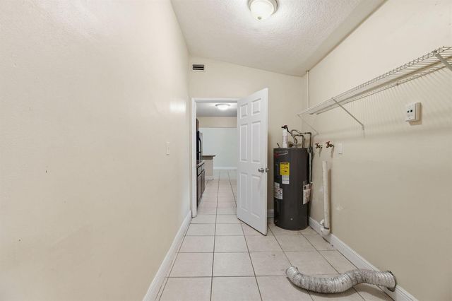 5131 SW 6th Street, Margate, FL 33068