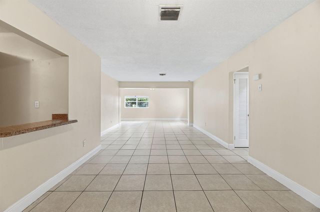 5131 SW 6th Street, Margate, FL 33068