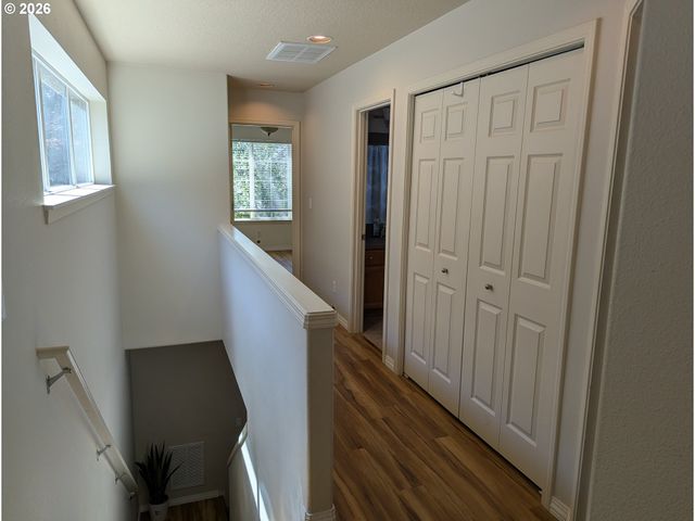 985 Se TAMANGO St, Hillsboro, OR 97123