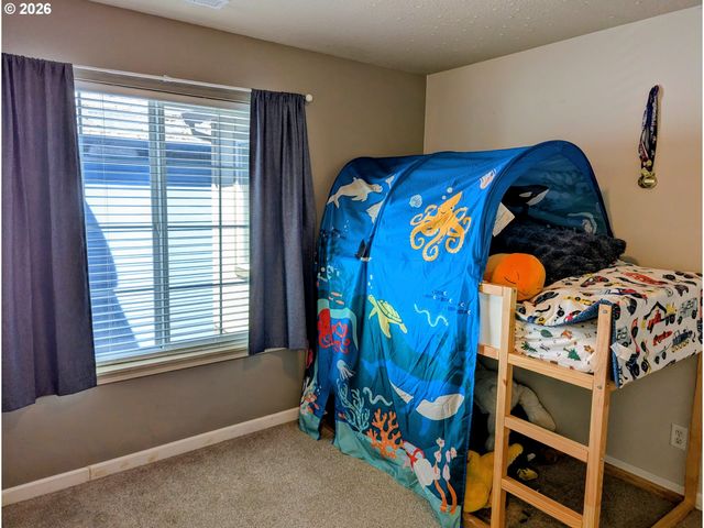 985 Se TAMANGO St, Hillsboro, OR 97123