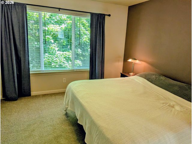 985 Se TAMANGO St, Hillsboro, OR 97123