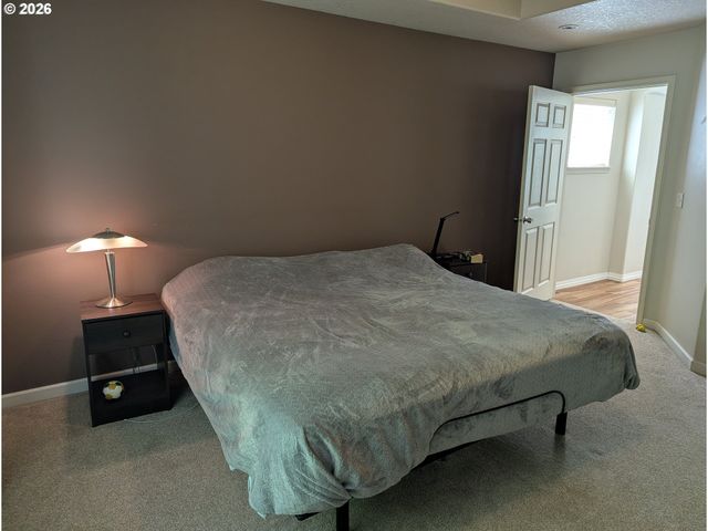 985 Se TAMANGO St, Hillsboro, OR 97123