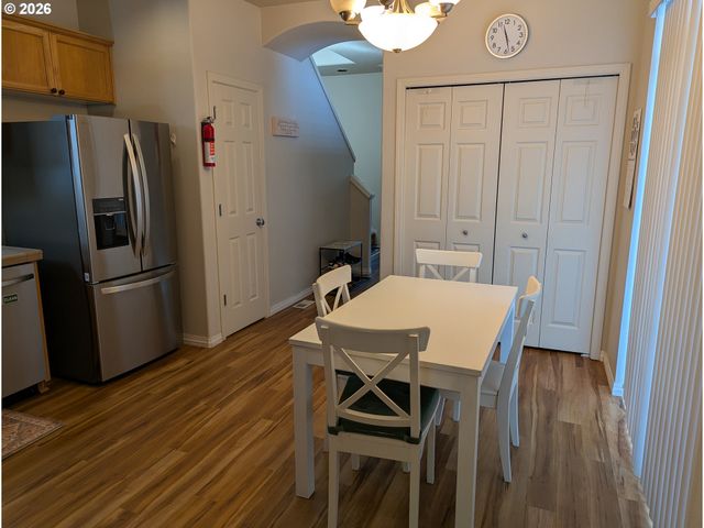 985 Se TAMANGO St, Hillsboro, OR 97123