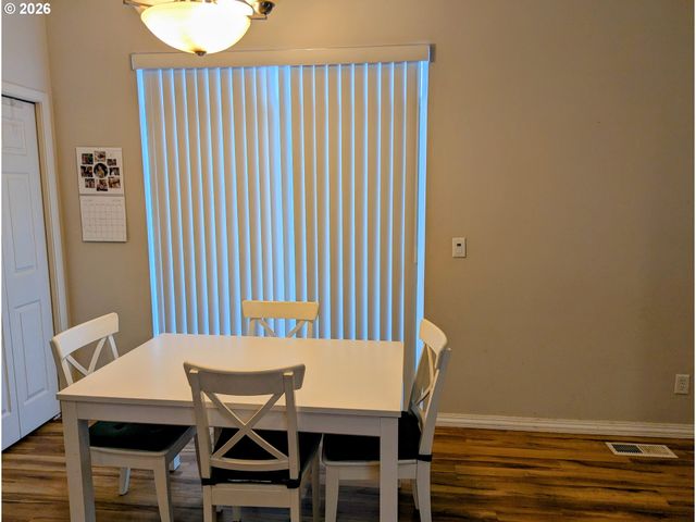 985 Se TAMANGO St, Hillsboro, OR 97123