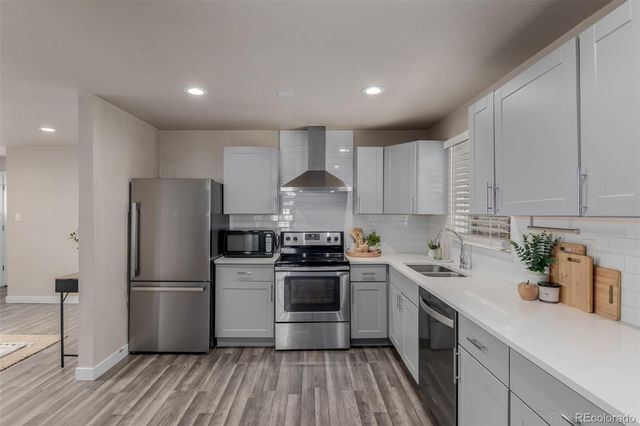 7380 W 12th Avenue, Lakewood, CO 80214