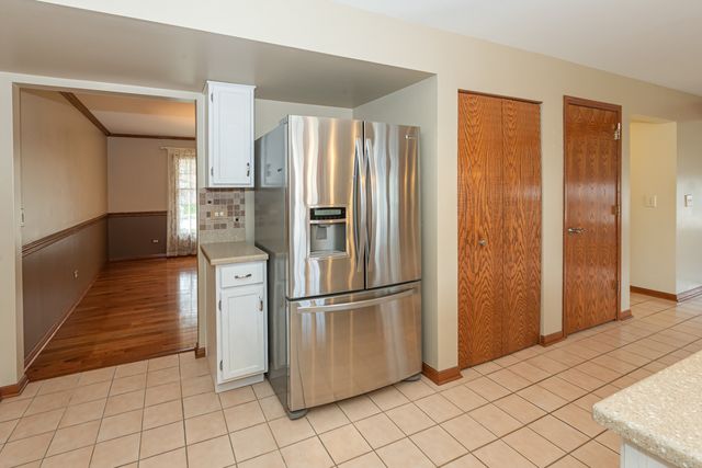 1404 Halifax Drive, Mundelein, IL 60060