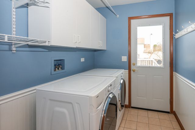 1404 Halifax Drive, Mundelein, IL 60060