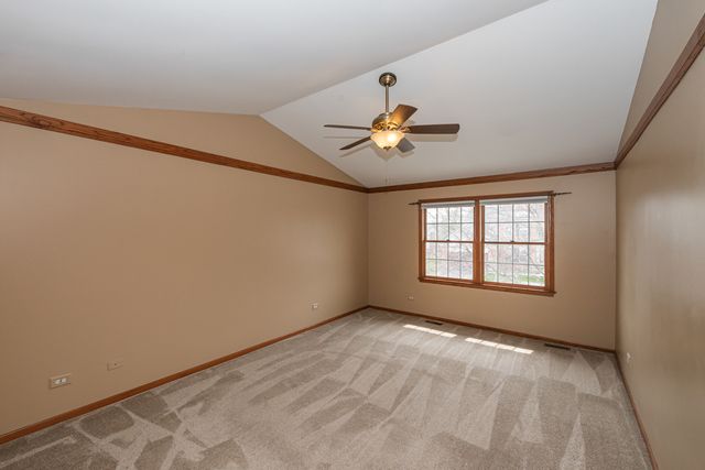 1404 Halifax Drive, Mundelein, IL 60060