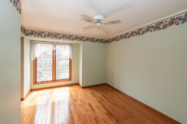 1404 Halifax Drive, Mundelein, IL 60060