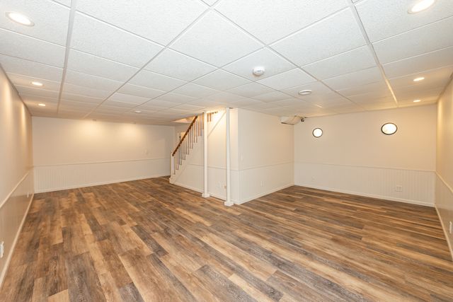 1404 Halifax Drive, Mundelein, IL 60060