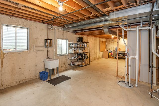 1404 Halifax Drive, Mundelein, IL 60060