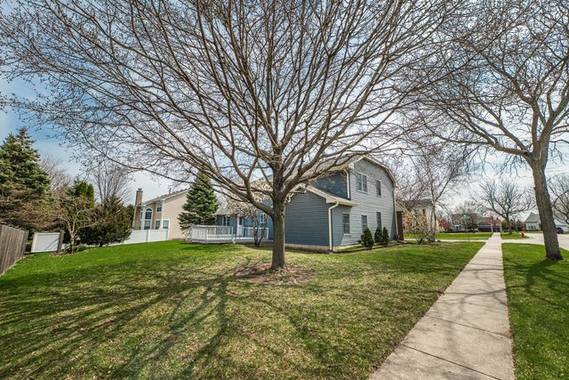 1404 Halifax Drive, Mundelein, IL 60060