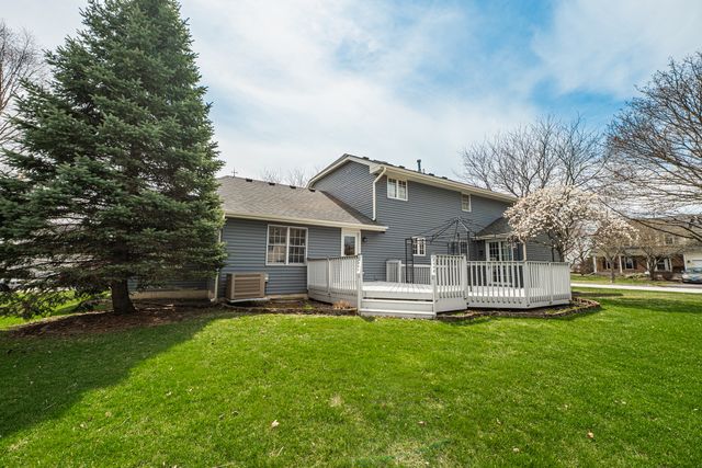 1404 Halifax Drive, Mundelein, IL 60060