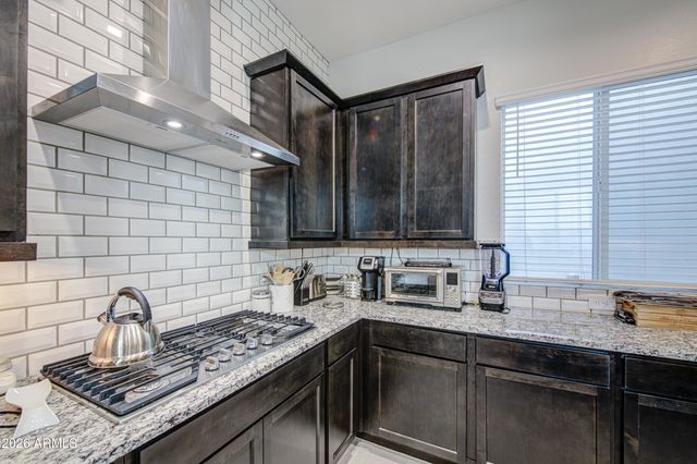 5133 E ANDERSON Drive, Scottsdale, AZ 85254