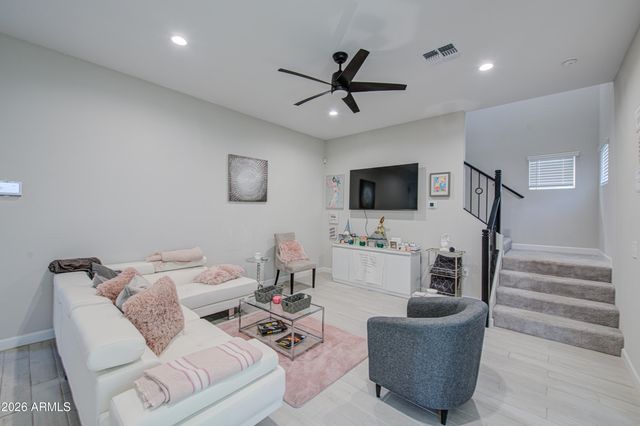 5133 E ANDERSON Drive, Scottsdale, AZ 85254