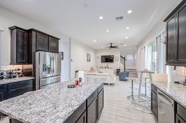 5133 E ANDERSON Drive, Scottsdale, AZ 85254