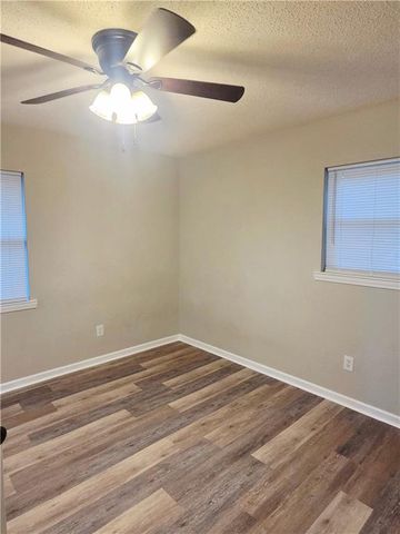 6984 Newton Drive, Mobile, AL 36619