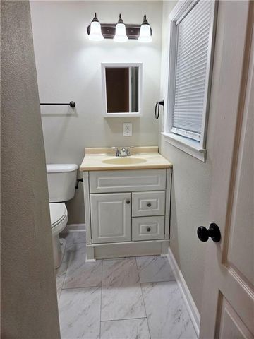 6984 Newton Drive, Mobile, AL 36619