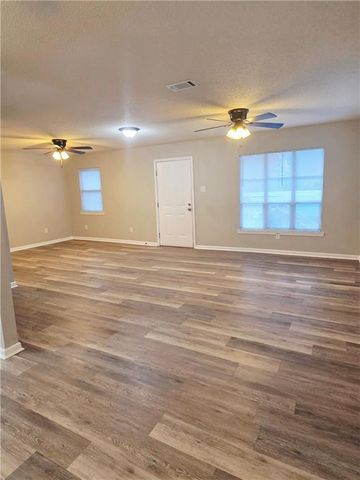 6984 Newton Drive, Mobile, AL 36619