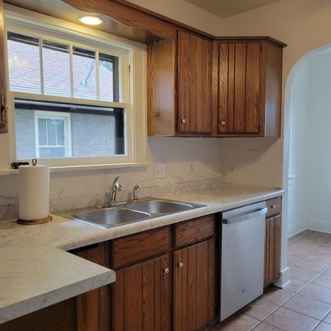 2750 14th Avenue, Moline, IL 61265