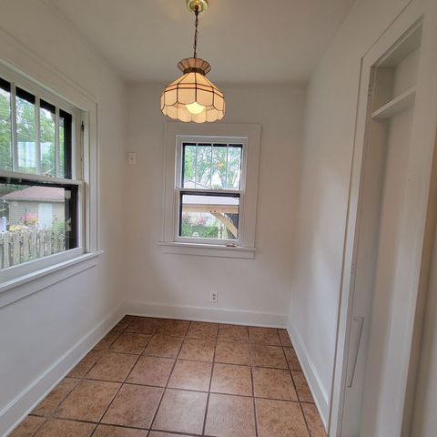 2750 14th Avenue, Moline, IL 61265