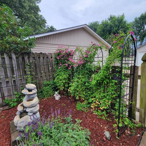 2750 14th Avenue, Moline, IL 61265