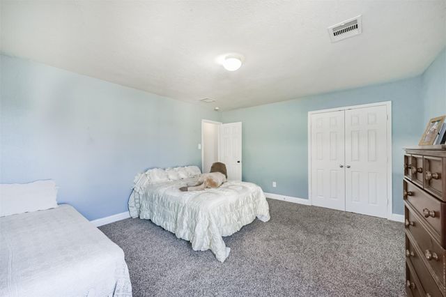 7015 Falling Cherry Place, Houston, TX 77049