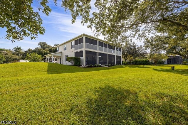 16450 Oakview CIR, Alva, FL 33920
